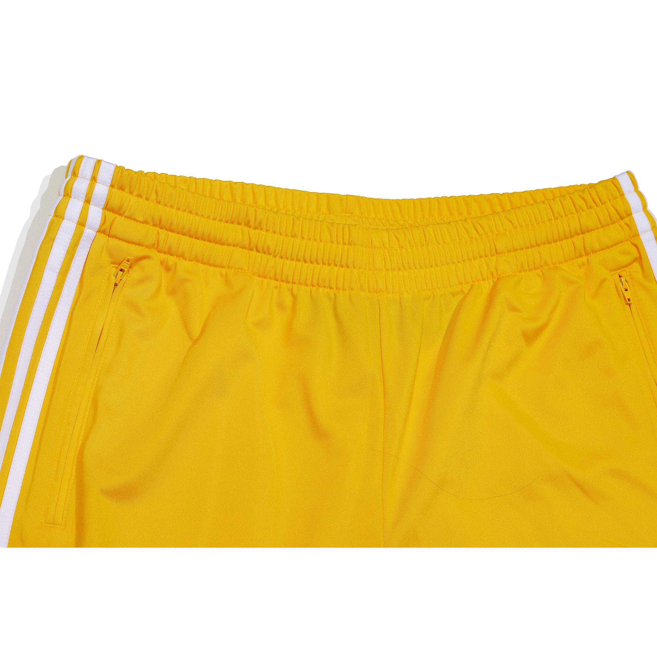 아디다스 - Adidas