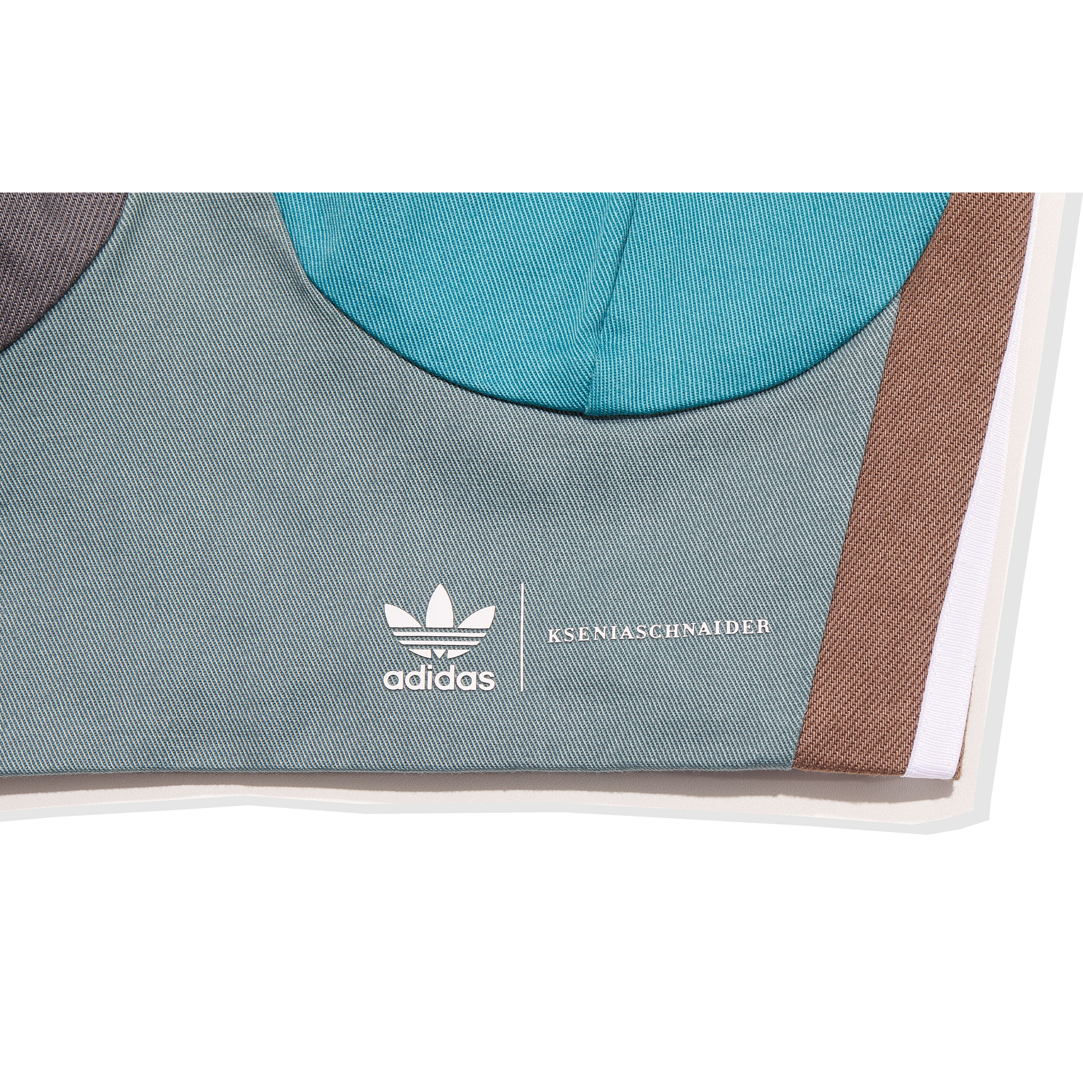 아디다스 x 크세니아 슈나이더 - Adidas x Kseniaschnaider